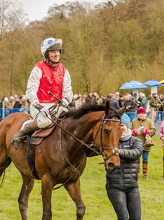Race 1 - Confined Hunts (110 of 118).jpg