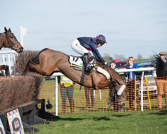 Race 2 - Open Maiden Div 2 (87 of 124).jpg