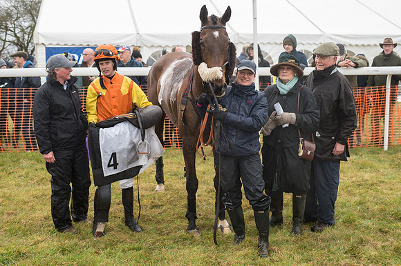 Race 1 - Confined Hunts (95 of 101).jpg