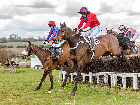 Race 3 - PPORA Club Members Novice Riders (42 of 75).jpg