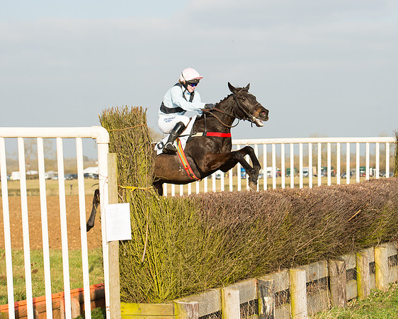 Race 5 - Pegasus Club Members Race (59 of 101).jpg