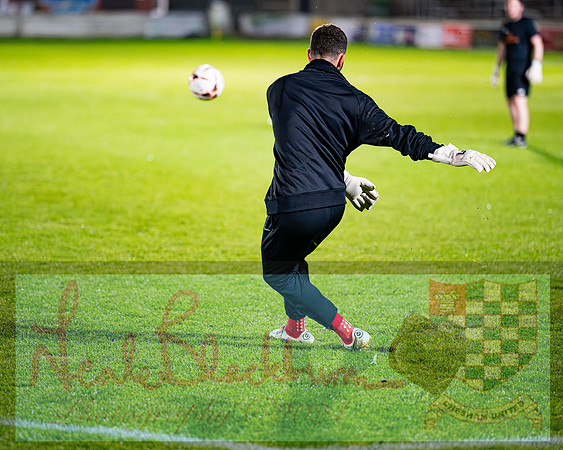 Chesham Utd 4 Bishops Cleeve 0 (4 of 405)
