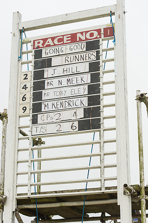 Race 1 - Confined Hunts (1 of 101).jpg