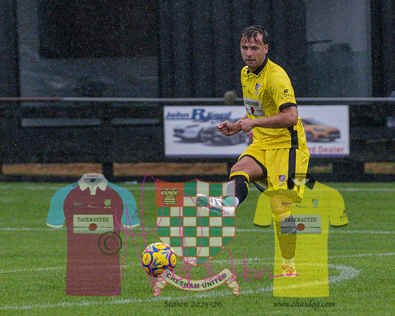 Royston Town 2 v 2 Chesham United (69 of 341)