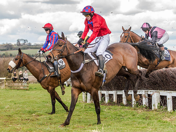 Race 3 - PPORA Club Members Novice Riders (43 of 75).jpg