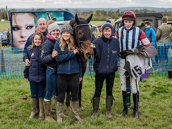 Race 3 - Young Horse maiden 2m5f (121 of 124).jpg