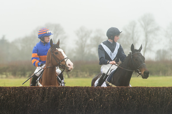 Race 1 - Confined Hunts (38 of 101).jpg