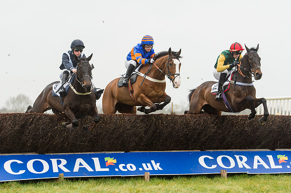 Race 1 - Confined Hunts (41 of 101).jpg