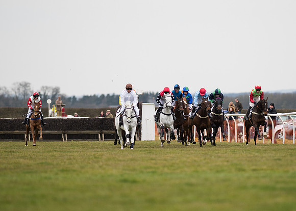 Race 6 - Confined Hunts-37
