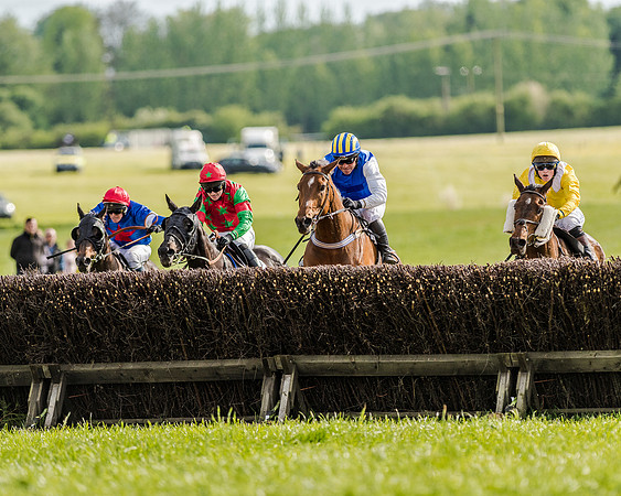 Race 5 - Division 2 - Restricted Race (62 of 105).jpg