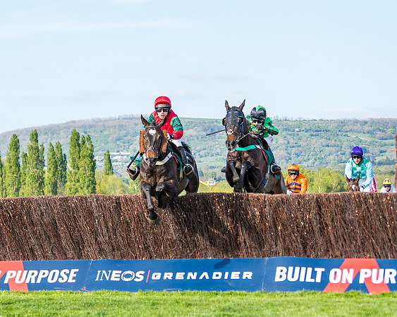 Race 2  -  Intermediate Point to Point Hunters' Steeple Chase (109 of 277)
