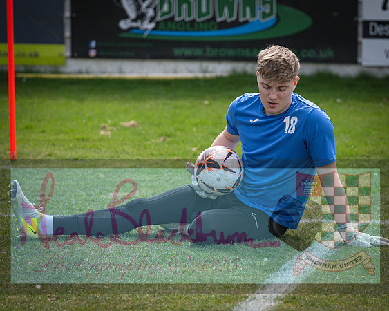 Chesham Utd 2 v 1 Farnborough (25 of 566)