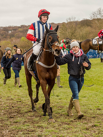 Race 3 - Young Horse maiden 2m5f (107 of 124).jpg