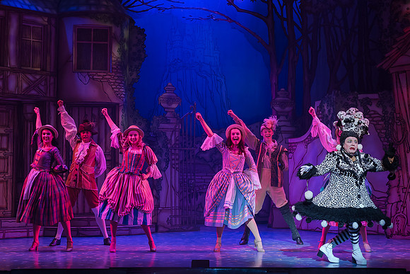 CInderella (17 of 570)