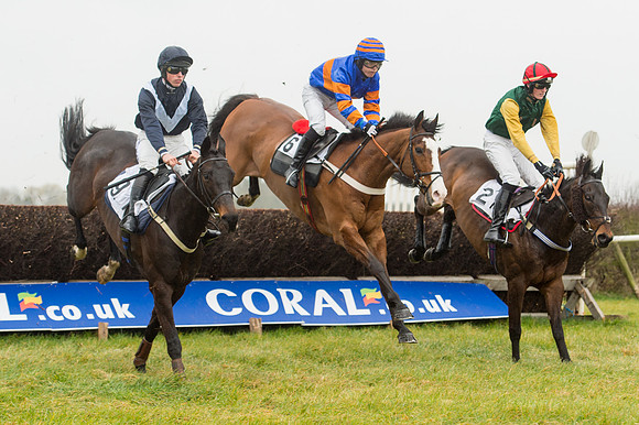 Race 1 - Confined Hunts (45 of 101).jpg