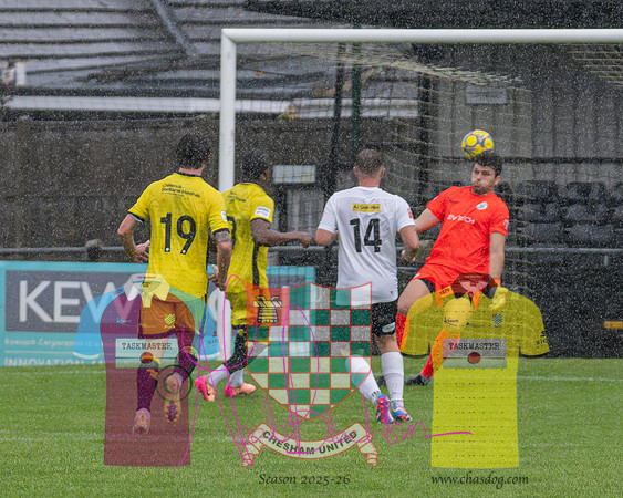 Royston Town 2 v 2 Chesham United (95 of 341)