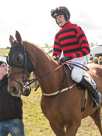 Race 2 - Confined Hunts Race (14 of 87).jpg