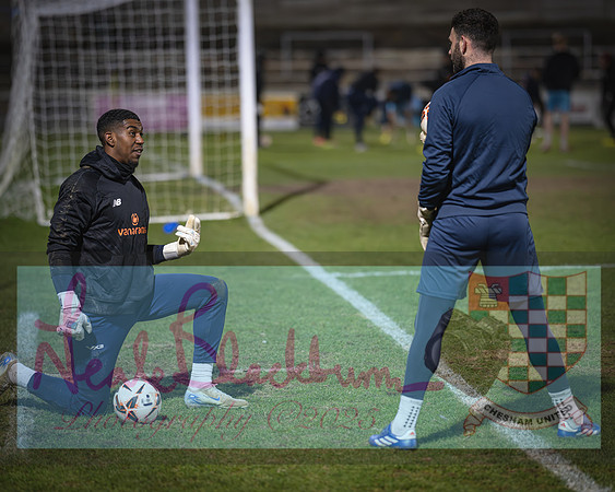 Chesham Utd 2 Salisbury 2 (7 of 401)