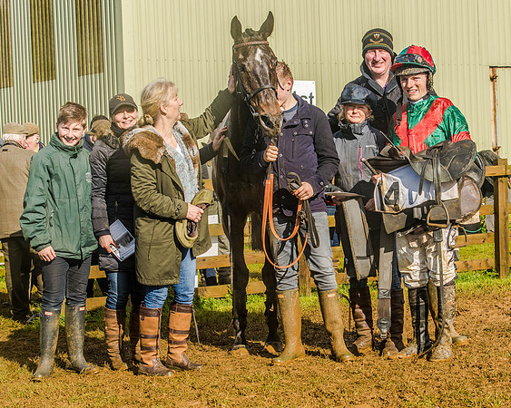 Race 5 - Open Maiden (140 of 147).jpg