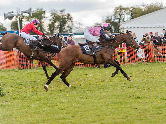 Race 3 - PPORA Club Members Novice Riders (53 of 75).jpg