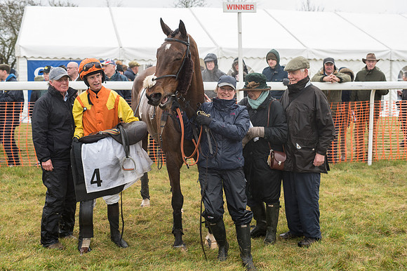 Race 1 - Confined Hunts (92 of 101).jpg