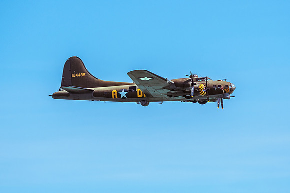 Boeing B-17 Sally B - Memphis Bell (3 of 10)