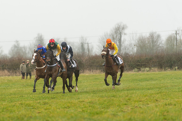Race 1 - Confined Hunts (53 of 101).jpg