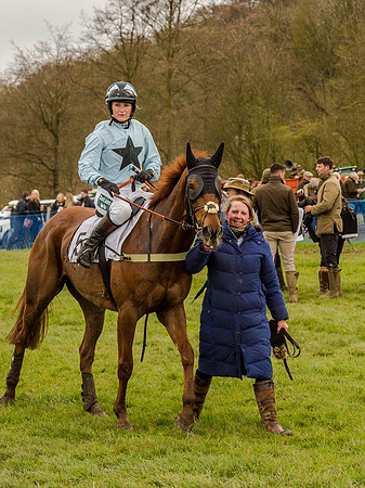 Race 3 - Young Horse maiden 2m5f (105 of 124).jpg