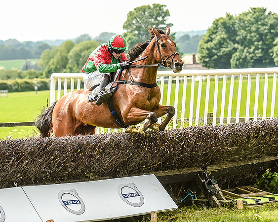 Race 3 - The Intermediate Race (67 of 97).jpg