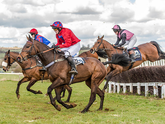 Race 3 - PPORA Club Members Novice Riders (45 of 75).jpg