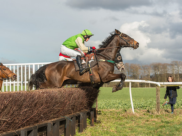 Race 6 - Open Maiden (73 of 110).jpg