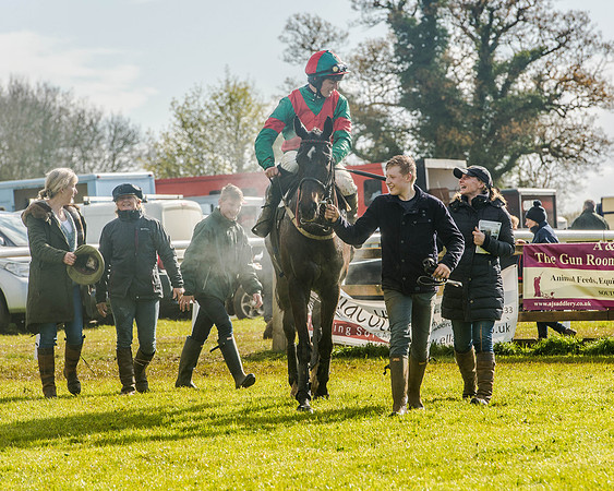 Race 5 - Open Maiden (128 of 147).jpg
