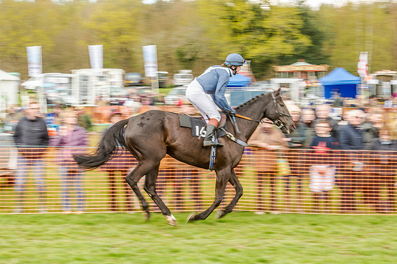 Race 2 - Ladies Open  (42 of 124).jpg