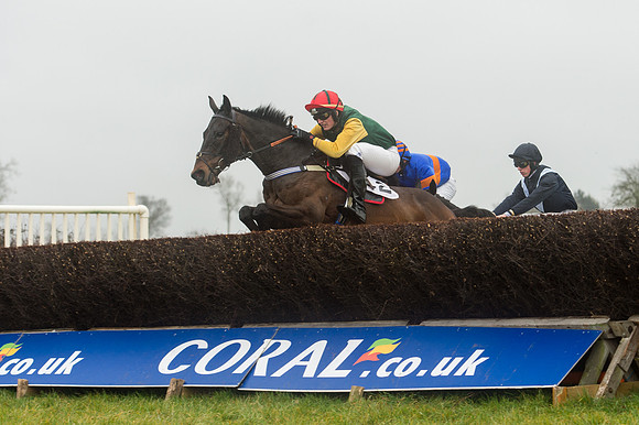 Race 1 - Confined Hunts (56 of 101).jpg
