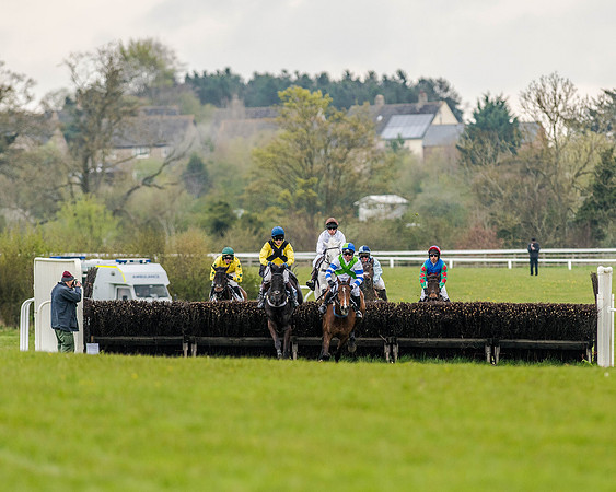 Race 6 - Intermediate Race (65 of 143).jpg