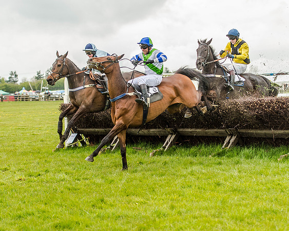 Race 6 - Intermediate Race (84 of 143).jpg