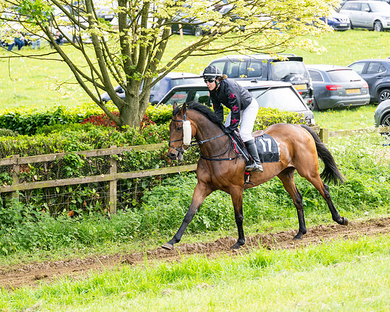 Race 5  - Novice riders (25 of 188)