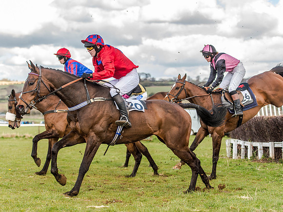 Race 3 - PPORA Club Members Novice Riders (46 of 75).jpg