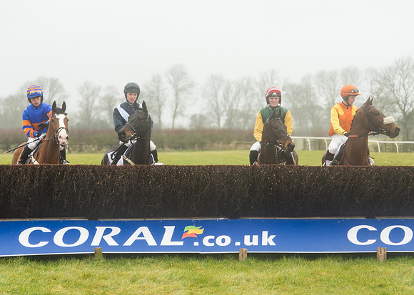 Race 1 - Confined Hunts (37 of 101).jpg