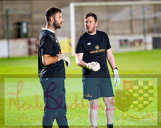 Chesham Utd 4 Bishops Cleeve 0 (41 of 405)