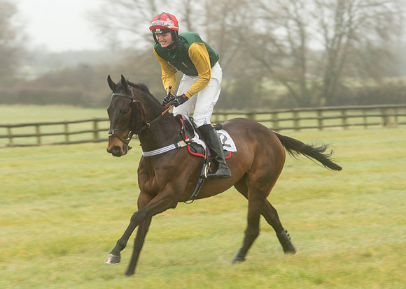 Race 1 - Confined Hunts (21 of 101).jpg