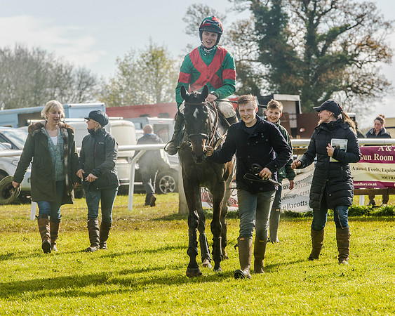 Race 5 - Open Maiden (129 of 147).jpg