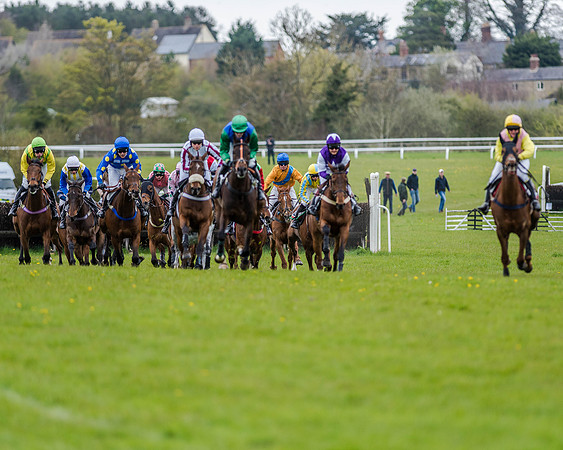 Race 2 - Open Maiden  (106 of 170).jpg