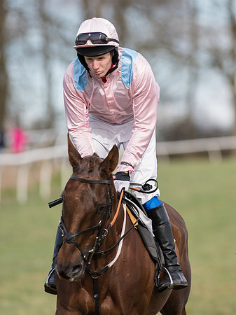 Race 5 - Restricted Race (51 of 120).jpg