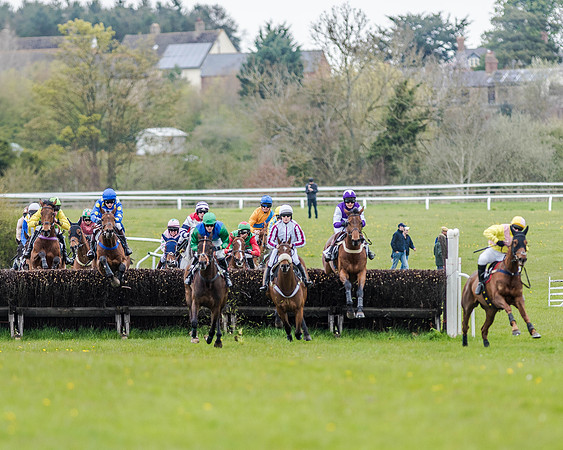 Race 2 - Open Maiden  (99 of 170).jpg
