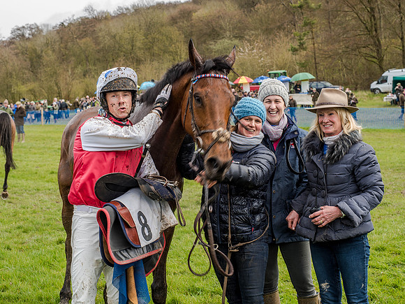 Race 1 - Confined Hunts (115 of 118).jpg