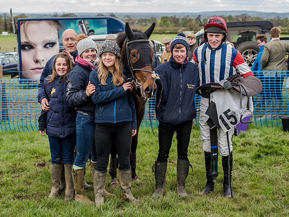 Race 3 - Young Horse maiden 2m5f (119 of 124).jpg
