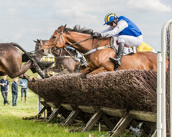 Race 5 - Division 2 - Restricted Race (46 of 105)-2.jpg