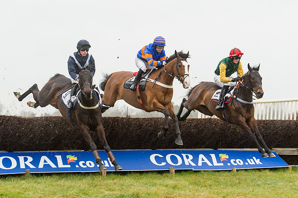 Race 1 - Confined Hunts (43 of 101).jpg