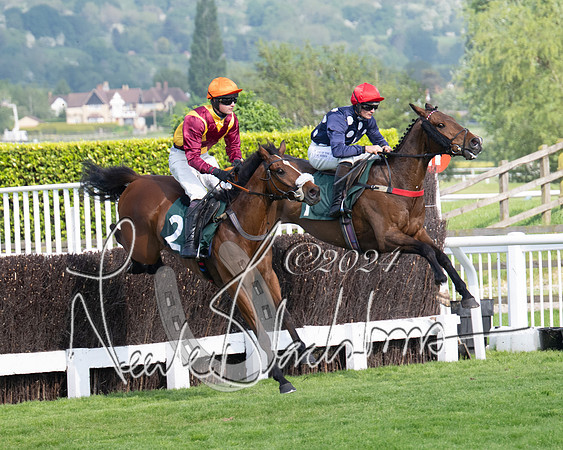 Race 1 - The Bottle Green Open Hunters steeplechase 2m62y (37 of 93)